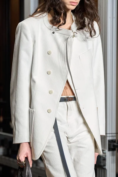 Look 20